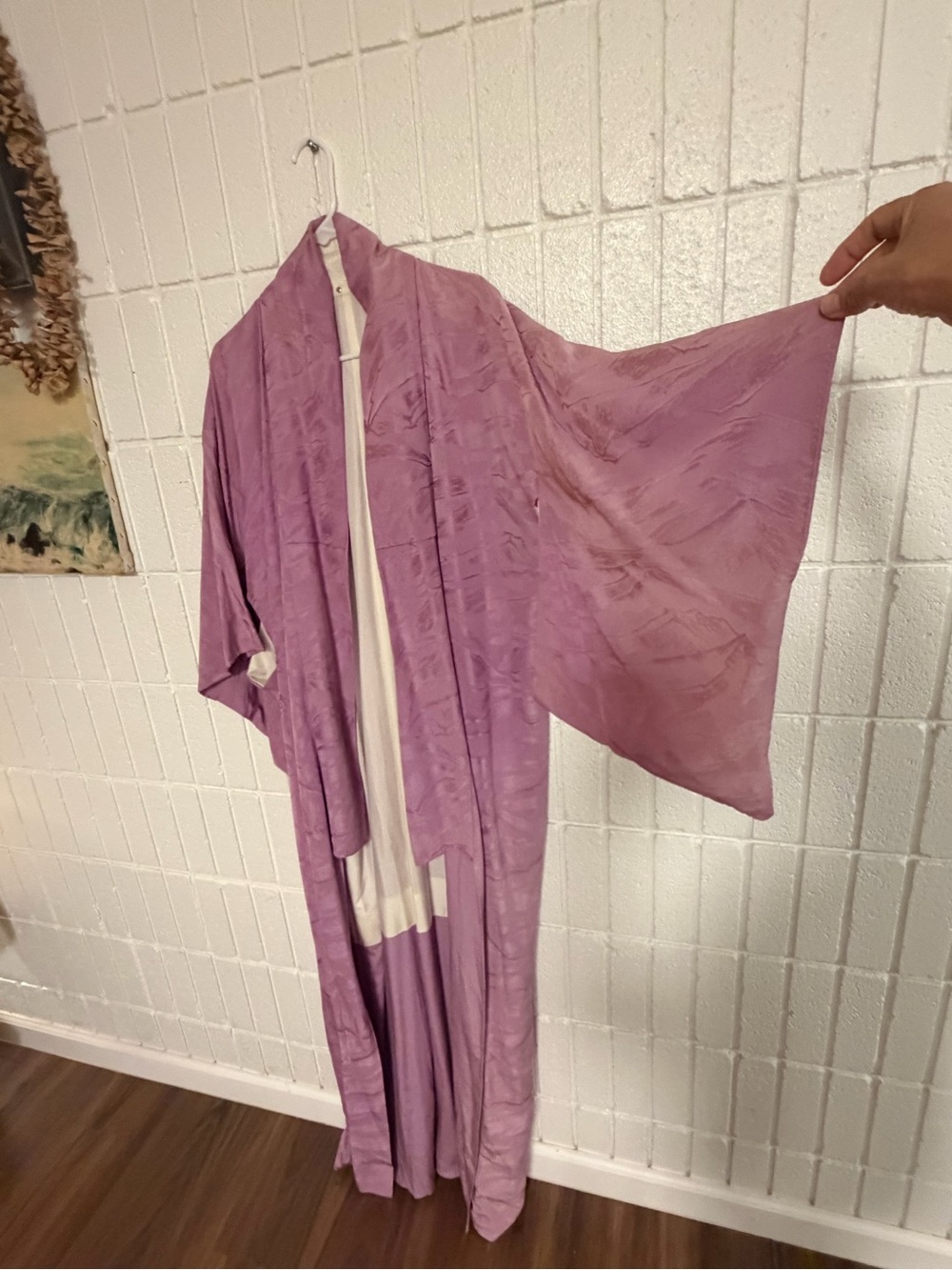 Vintage Pink Silk Kimono - Picture 6 of 6